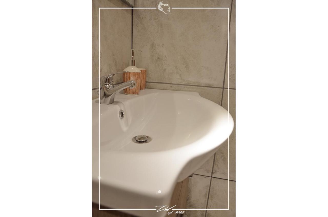 Vel Boutique Suites Αγία Γαλήνη Εξωτερικό φωτογραφία